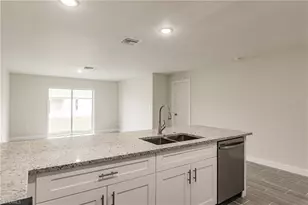 3844/3846 Kittyhawk Dr, Fort Myers, FL 33905 - Photo 7