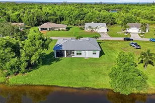 4507 Lake Heather Cir, Saint James City, FL 33956 - Photo 37