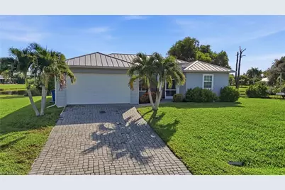 4507 Lake Heather Cir, Saint James City, FL 33956 - Photo 9