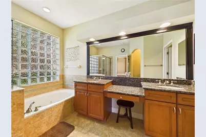 12369 Country Day Cir, Fort Myers, FL 33913 - Photo 17