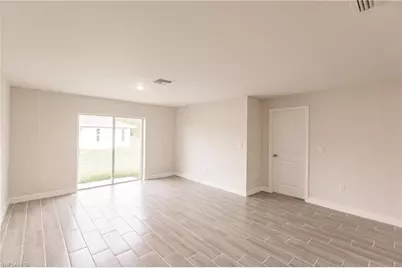 4724 22nd St SW, Lehigh Acres, FL 33973 - Photo 5