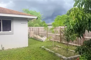 2230 Crystal Dr, Fort Myers, FL 33907 - Photo 35