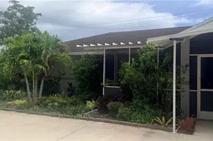 2230 Crystal Dr, Fort Myers, FL 33907 - Photo 3