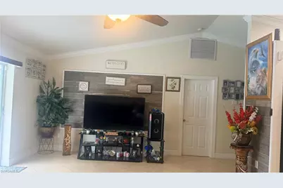 2230 Crystal Dr, Fort Myers, FL 33907 - Photo 17