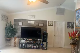 2230 Crystal Dr, Fort Myers, FL 33907 - Photo 17