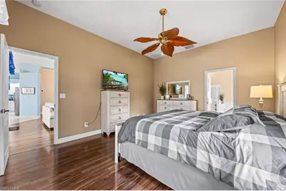 205 SW 37th Ln, Cape Coral, FL 33914 - Photo 23