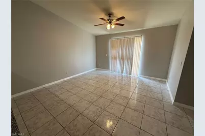 1040 Ainsworth St E, Lehigh Acres, FL 33974 - Photo 5