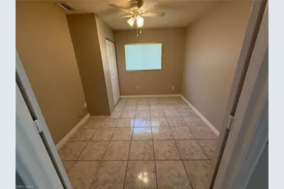 1040 Ainsworth St E, Lehigh Acres, FL 33974 - Photo 7