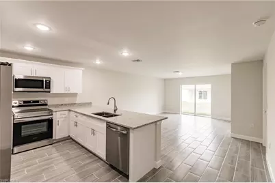 327/329 Bell Blvd S, Lehigh Acres, FL 33974 - Photo 5