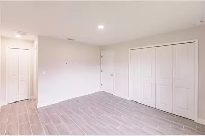 327/329 Bell Blvd S, Lehigh Acres, FL 33974 - Photo 17