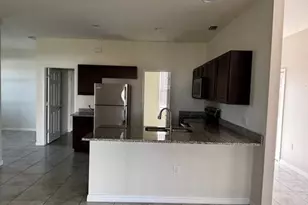 211 NW 28th St, Cape Coral, FL 33993 - Photo 3
