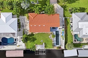 1028 Edgemere Dr, Fort Myers, FL 33919 - Photo 41