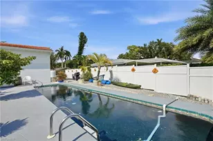 1028 Edgemere Dr, Fort Myers, FL 33919 - Photo 35
