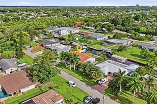 1028 Edgemere Dr, Fort Myers, FL 33919 - Photo 49