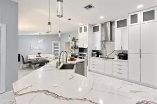 452 SW 19th Ave, Cape Coral, FL 33991 - Photo 3