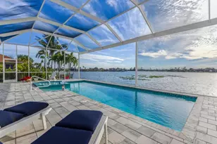 912 SW 4th Pl, Cape Coral, FL 33991 - Photo 5