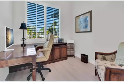 912 SW 4th Pl, Cape Coral, FL 33991 - Photo 11