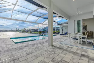 912 SW 4th Pl, Cape Coral, FL 33991 - Photo 3
