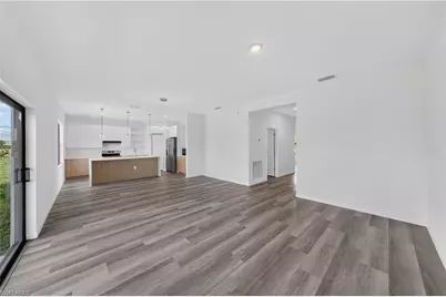 1727 NE 12th Ter, Cape Coral, FL 33909 - Photo 5