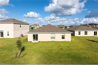 19770 Lavender Field Ct, Lehigh Acres, FL 33974 - Photo 25