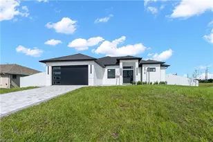 2415 NE 22nd Pl, Cape Coral, FL 33909 - Photo 1