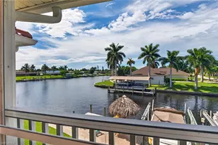 4041 SE 11th Pl, Cape Coral, FL 33904 - Photo 13