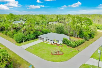 137 Napier Ave S, Lehigh Acres, FL 33974 - Photo 43