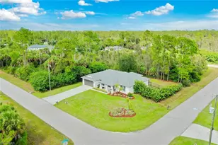 137 Napier Ave S, Lehigh Acres, FL 33974 - Photo 43