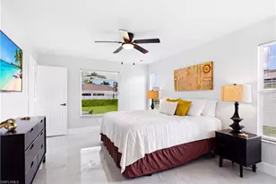 256 SE Santa Barbara Pl, Cape Coral, FL 33990 - Photo 31