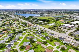 256 SE Santa Barbara Pl, Cape Coral, FL 33990 - Photo 3