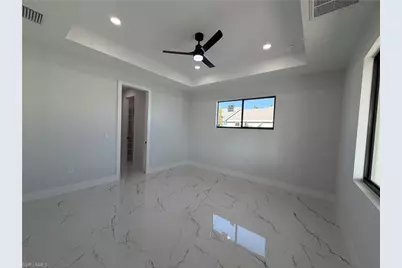 112 NE 6th St, Cape Coral, FL 33909 - Photo 9