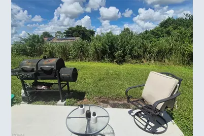 23041 Roundtree Ave, Alva, FL 33920 - Photo 15