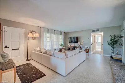 5521 Seville Rd, Fort Myers, FL 33919 - Photo 5