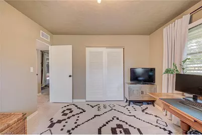 5521 Seville Rd, Fort Myers, FL 33919 - Photo 17