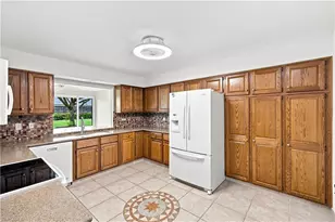 1251 S Brandywine Cir, Fort Myers, FL 33919 - Photo 9