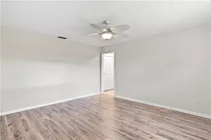 1251 S Brandywine Cir, Fort Myers, FL 33919 - Photo 13