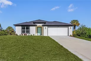 545 Oakshire Ln, Lehigh Acres, FL 33972 - Photo 1