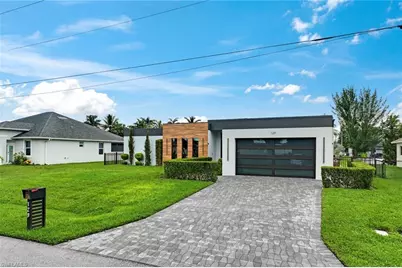 129 SE 16th St, Cape Coral, FL 33990 - Photo 5