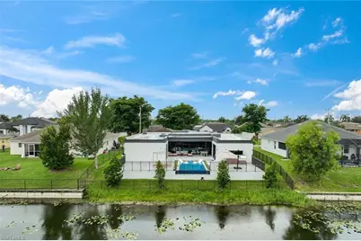 129 SE 16th St, Cape Coral, FL 33990 - Photo 37