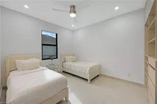 129 SE 16th St, Cape Coral, FL 33990 - Photo 23