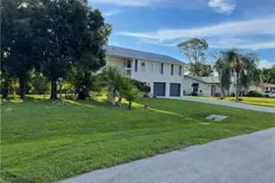 1337 Center Ln, Naples, FL 34110 - Photo 41