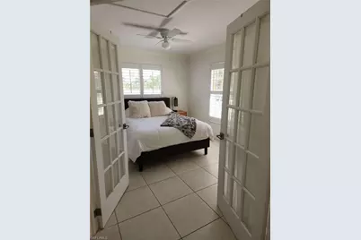 1337 Center Ln, Naples, FL 34110 - Photo 17