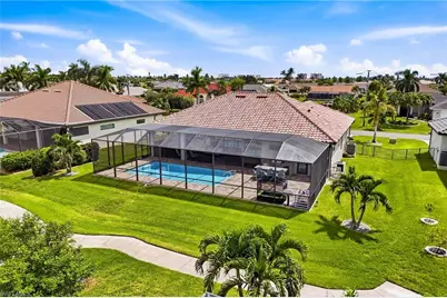 1909 SW 45th St, Cape Coral, FL 33914 - Photo 13