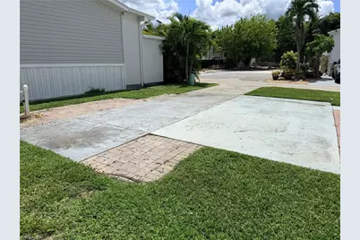 5245 White Sky Cir, Fort Myers, FL 33908 - Photo 7
