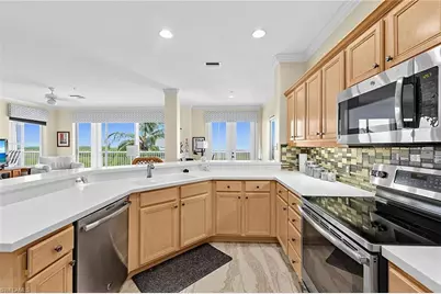 9121 Southmont Cv #302, Fort Myers, FL 33908 - Photo 9
