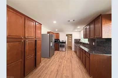 10621 McGregor Blvd, Fort Myers, FL 33919 - Photo 39