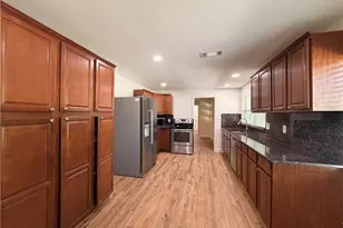 10621 McGregor Blvd, Fort Myers, FL 33919 - Photo 39