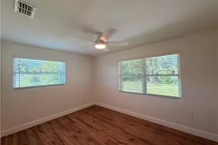 10621 McGregor Blvd, Fort Myers, FL 33919 - Photo 7