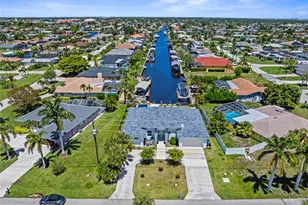 1933 Cornwallis Pkwy, Cape Coral, FL 33904 - Photo 3