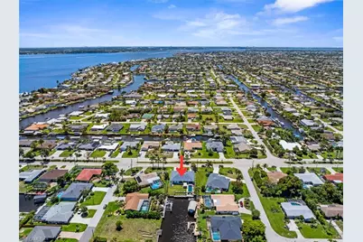 1933 Cornwallis Pkwy, Cape Coral, FL 33904 - Photo 43